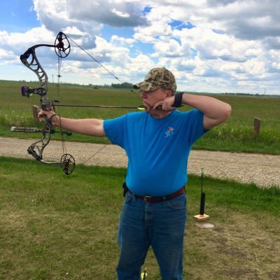 Advocate of sustainable agriculture & 4R nutrient stewardship. Former instructor at Olds College. Historical shooter (black powder, archery), hunter, angler.