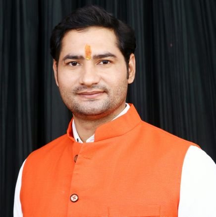 जिलामंत्री भाजपा युवामोर्चा कानपुर उ.
Always active in political activities and social work