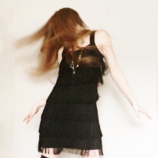 KarinaWipper's profile picture. She has been compared to Grace Slick, Stevie Nicks, Avril Lavigne and Taylor Swift- a small frame with a big voice.