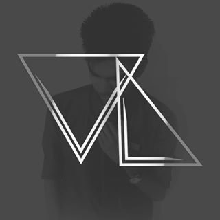 @motiphors 🖋
Learn-Unlearn-Relearn
| Editor. Filmmaker. Designer. Animator |
◥ ◣