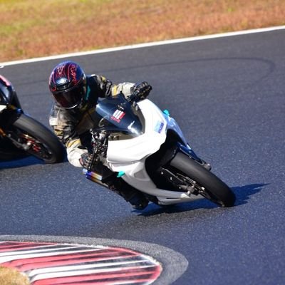 maple2155's profile picture. 兵庫 
byebyeninja250
w800
?????????←new