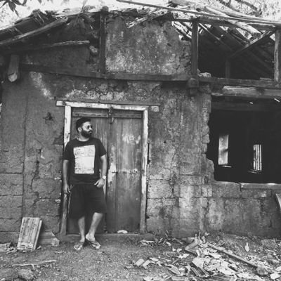 ye_nikhil's profile picture. Proud Indian/Music lover / foodie / cheerful / Happy in life/ enjoying this moment /Born Ultimate