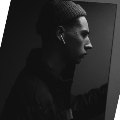 GuraDanil's profile picture. 