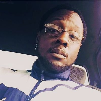 “Life is really so simple” #Gemini♊️ #MMH🐝 #Artist🎬🎤🎧🎼🎭 #Writer✍🏿 #Philosopher🗝#Instagram: @_yokesofgold_