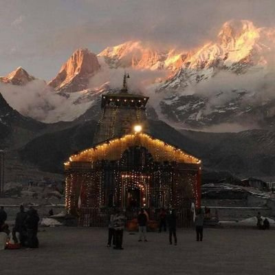 🇮🇳 Dil se Indian | Human Being ❤, not Being Human 💣 | Interested in Music🎶, Business⛹ & Politics♎ | A Believer 🕉 🇮🇳