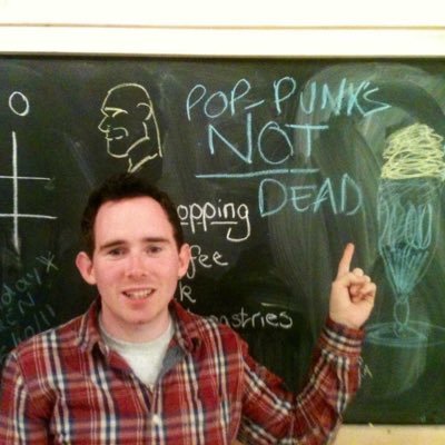 an asshole, with an iPhone. straight edge emo guy who tries to enjoy United. he/him/sé/é