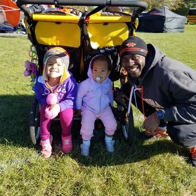 Husband, Dad,
Washed up competitive runner
Cross Country and Track enthusiasts.
Site Editor of Illinois XC Speed Ratings