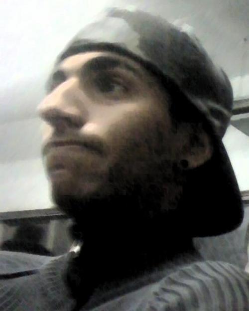 Atleta de Handball da equipe de Santos, Futuro Educador Físico.