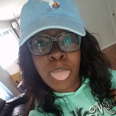 23👑 Dalton❤ Sims🎮 Random💁🏾
Come and go as you please but always bring food🍕🌮