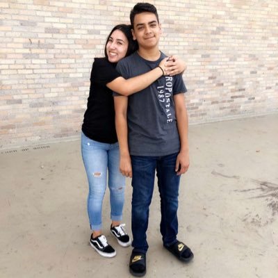 ZucillaYT📍- 129 subs strong Goal 📈-100-200-300-400-500 - 📌If u like the channel share with friends!📌.