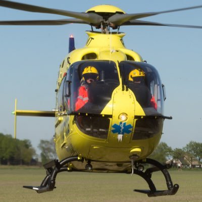 Informatie en foto's van helikopters in Noord/Oost Nederland. Hoofdzakelijk de Lifeliner 4.