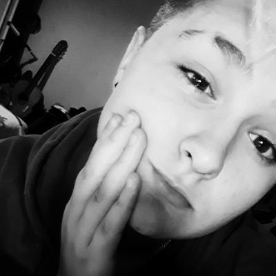 ⚽️Football lover⚽️
💎Be as you are💎
🏳️🌈LGBT🏳️🌈
❤Skate❤
📷Photography📷
😇Tomboy😇
🚘Car lover🚘
🤘PTK🤘