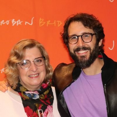 Josh Groban 💖 fan. Theater lover. Live by the motto-There's always Hope! Still wondering what I am going to do when I grow up.