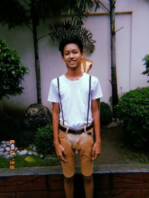 JohnLoydRomero2's profile picture. Dracule Mihawk