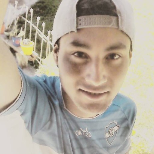 CarlitosTristan's profile picture. De Religion, de politica y de futbol no se discute? jaajja vengo a discutir todo como Cristina K.