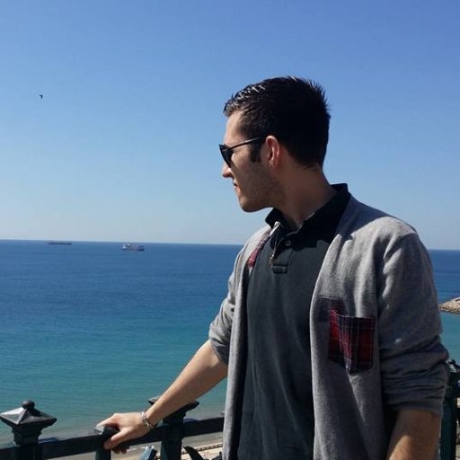 raphael_kohn's profile picture. 