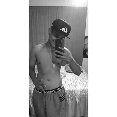 16 Anos
Jaú
cantor favorito :Menor Mr ❤️
Vamos rir, vamos gozar , Vamos Viver !❤️🔥😆