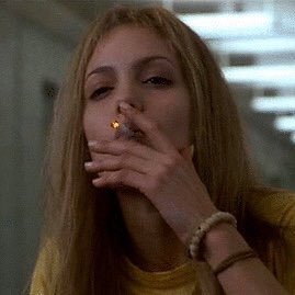 p4ran0id's profile picture. thank u, next