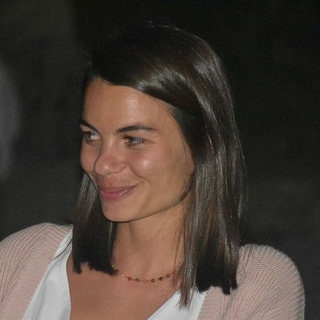 MaryMeneg's profile picture. 