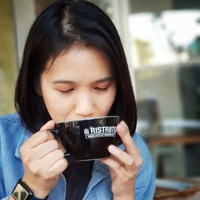 thitinant26's profile picture. 