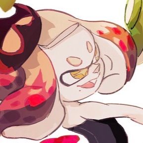 TrashCanBee101's profile picture. Bee | she/they | 22 | lesbian | ❤️ @cynicalsix