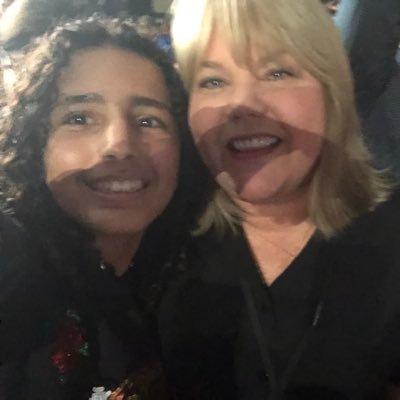 THE LUCKY ONE STAN❤️ Rep Shows Pasadena Night 1 Atlanta Night 2 Met Andrea on 8/11 IM ACTIVE ON I INSTA @/hanalovestay