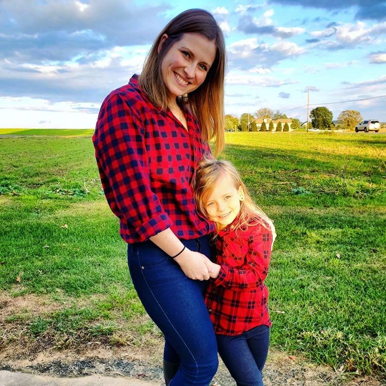 MandyYoutz's profile picture. Christian, Wife, Mom of 3👸 
Certified Life Coach turned Blogger,
Owner of the https://t.co/zh0121qE99