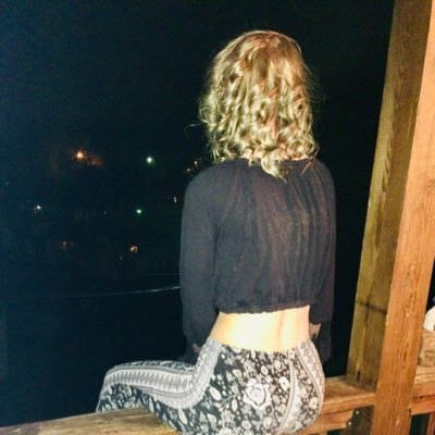 Carolyn30012807's profile picture. 🤷🏼‍♀️