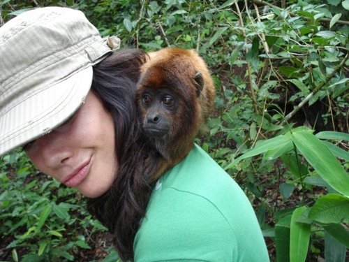 Bubelita's profile picture. Arts marketer by day, asleep by night