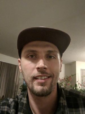 Quirky fun easy going guy, looking to make people feel better about them selves and to just be happy