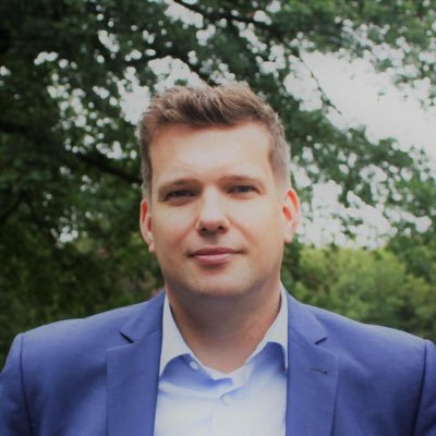 Hezelburcht I Europa I internationale MBA Nyenrode I innovatie l gebiedsontwikkeling l Amsterdam I reizen I sportmassage I D66