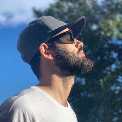 NaxoBoada's profile picture. Ups