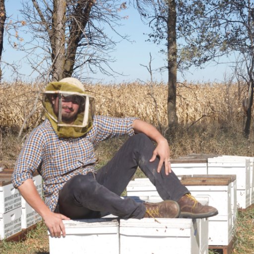 Honey bee geneticist 🐝 | Postdoc USDA-ARS | PhD Purdue University | M.S. and B.S. Biology NDSU | Former TT  for Bee Informed Partnership | Commercial beekeeper