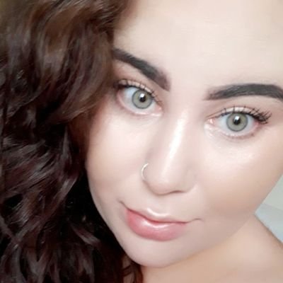 ChloeRansley3's profile picture. 25, Portsmouth, wears too much make up 🤷🏻♀️
Carer for the elderly 💗
