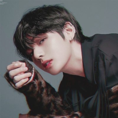 ARMY_haku's profile picture. 推しに貢ぎまくる為に日々バイトに勤しむ10代です。これはナムジャアイドル垢です。ヨジャドル垢→@Redvelvet_kiba 韓国ドラマ垢→@Kankoku_haiyu。 仲良くしてくれると嬉しいです！カトク交換◎