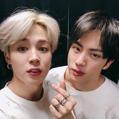 patrovaa's profile picture. "Angry? Hungry? Yes I'm hangry." #BTSINFLORIDA