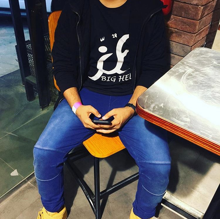 عامل نظافة .. Profile