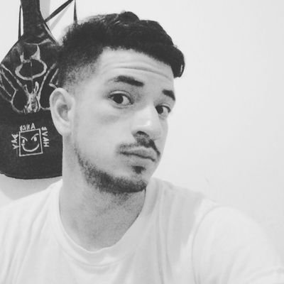 Carlos_CG_7's profile picture. Espol
Estudiante de Ing. en Logística y Transporte