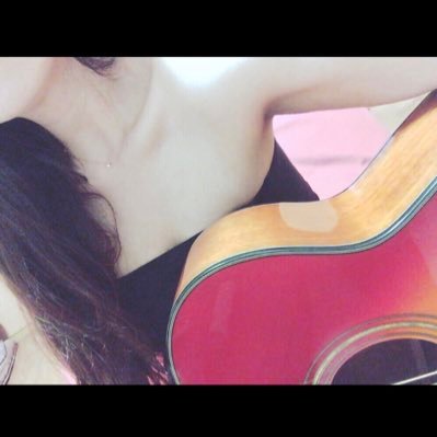 しっかりアラサー弾き語り、カメラ、お酒、ゲーム。プライベート垂れ流しのダル絡み用垢。爬虫垢はこちら(@pipepipegecko)