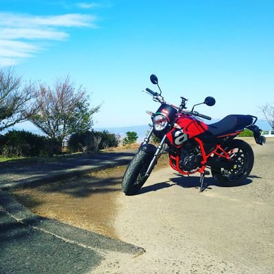 stx125cafe's profile picture. 長崎在住おっさんライダーです
勝手にフォローしまくります(笑)