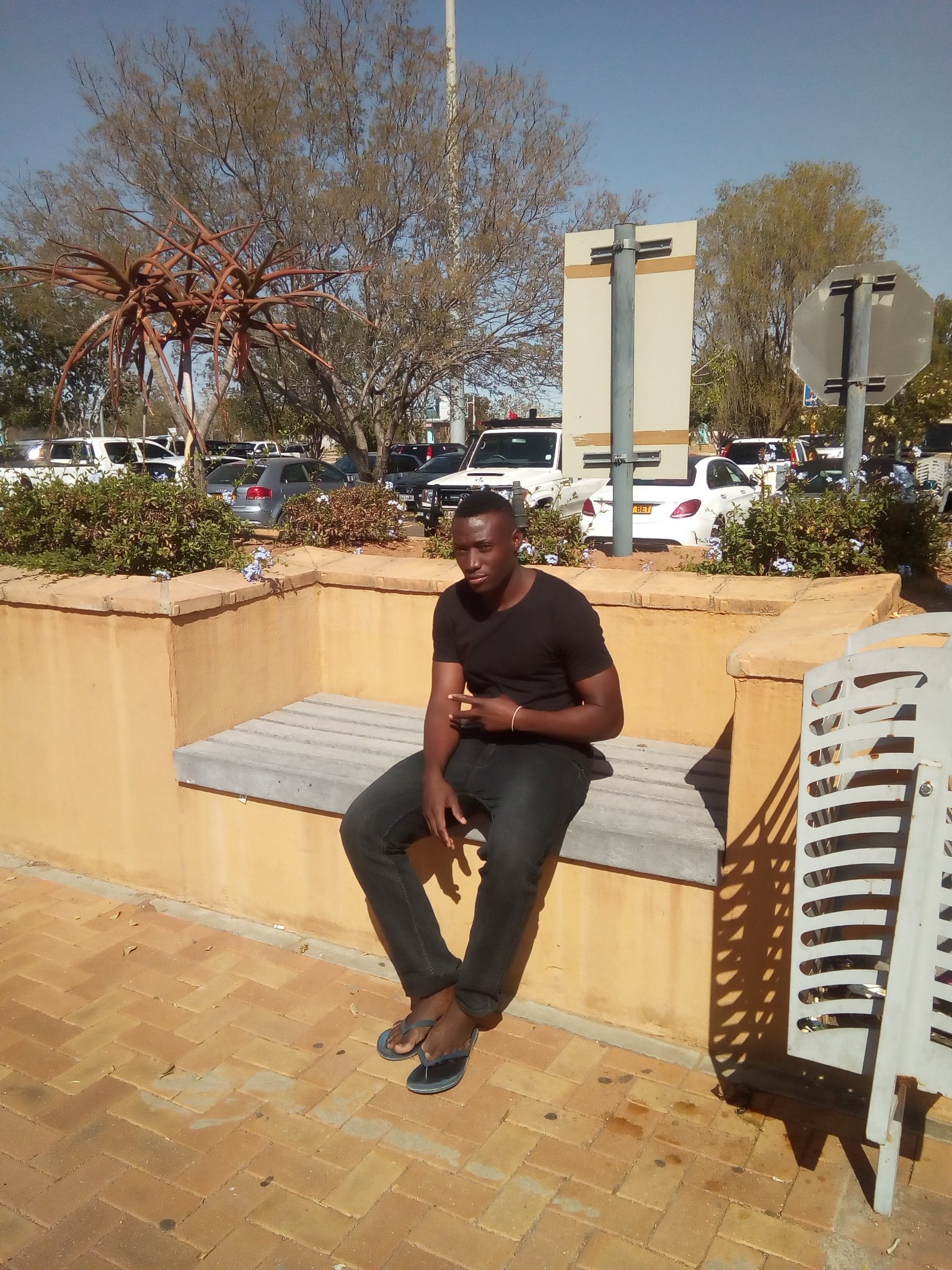 CuthSika's profile picture. Humble, confident, chilled, writer, artist, African, Namibian, Ivilivinzi at heart...