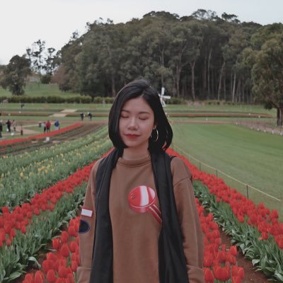 ErinnNguyenn's profile picture. Public Relations student at @deakin.  Stay connected with me via  Emailcontactinfo: erinnguyen68@gmail.com. 🙂
 
"Create your world around your work"