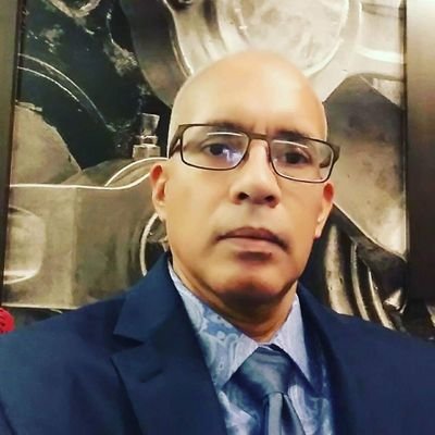 RobertoCintr0n's profile picture. Husband, father, grandfather... 

I sin continually but Christ has died and forever lives as my Redeemer!