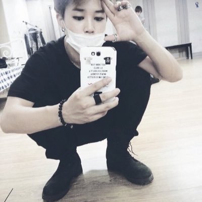 kimnamjoonstan2's profile picture. jimin you’re nice, keep going!!🕯 •new acc•