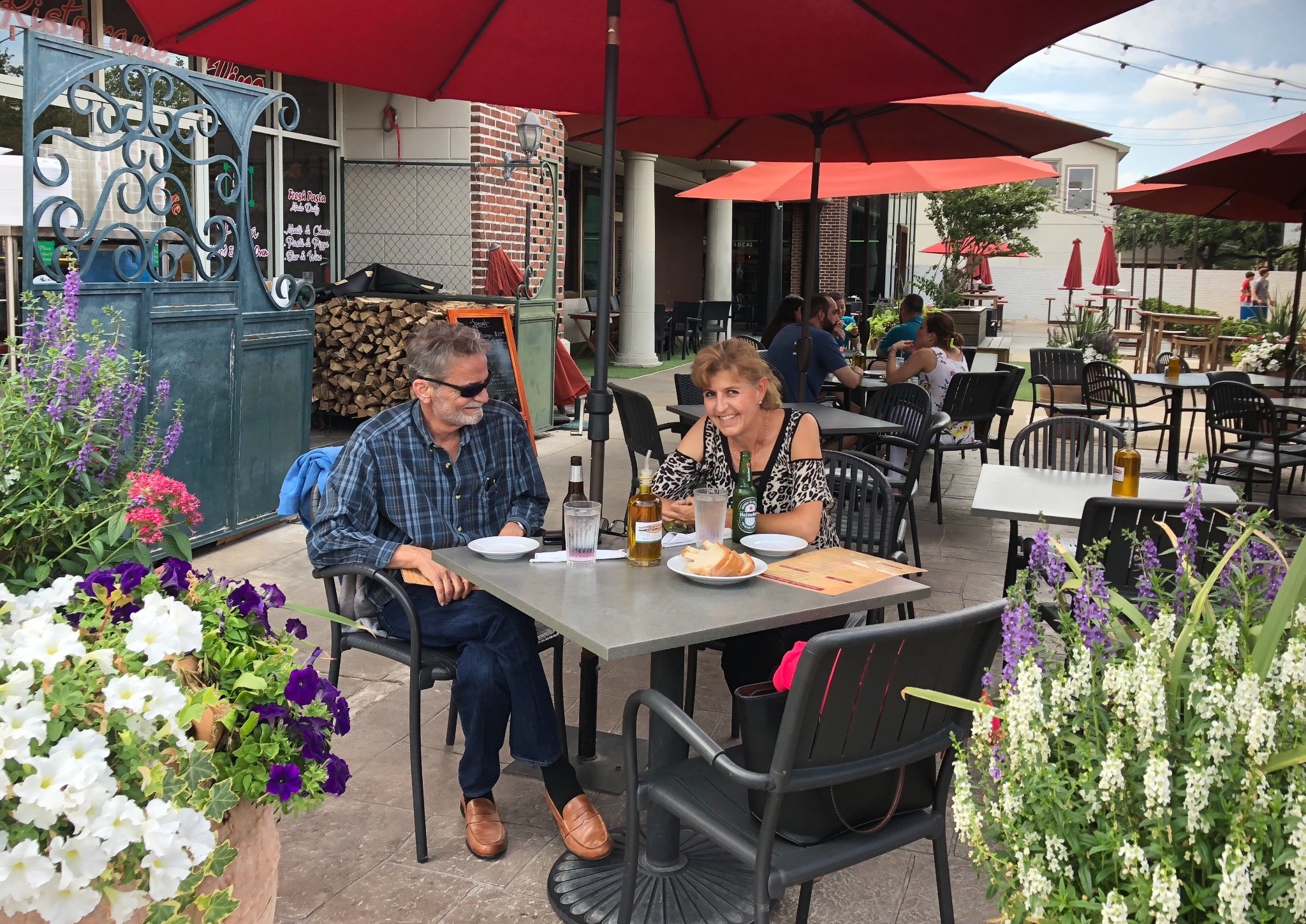 Sofia19598410's profile picture. 