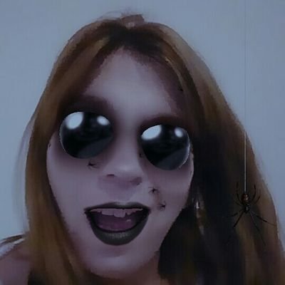 karinafoa's profile picture. Actriz,quiero cantar,pero bien..Masoterapeuta,pastelera,madre argentoanarcopsicodelicflora