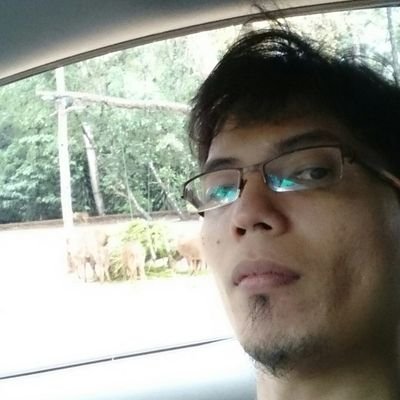 dhanipro_'s profile picture. Kesendirian tidak berarti kesepian