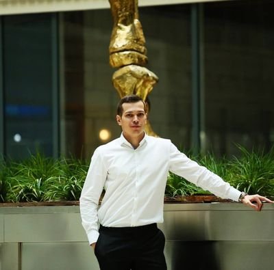 -Broke & disgusted 5 years ago.
-Now I teach others how I make 6+ figures a year at 21.
-i mine bitcoin and I love exotic cars.
-join the family!