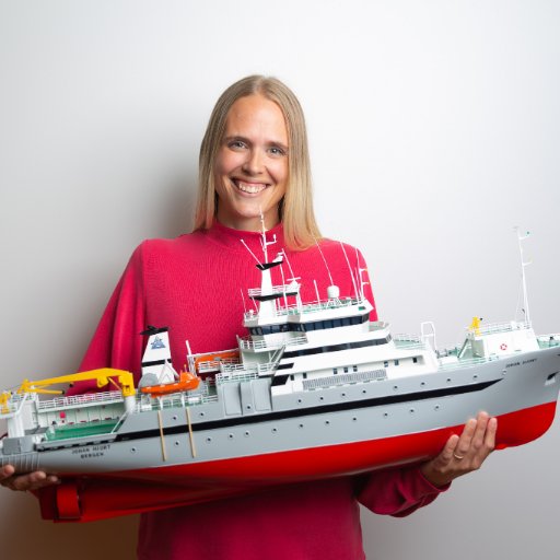Research scientist @Havforskningen, marine ecologist, zooplankton enthusiast, polar latitudes, ecosystem modelling, popular science communication - and mother.