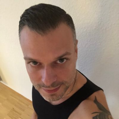 #official #cam4coach 🙂 “Die Tweets über diesen Account spiegeln nicht unbedingt die Meinungen von Cam4 wieder.”